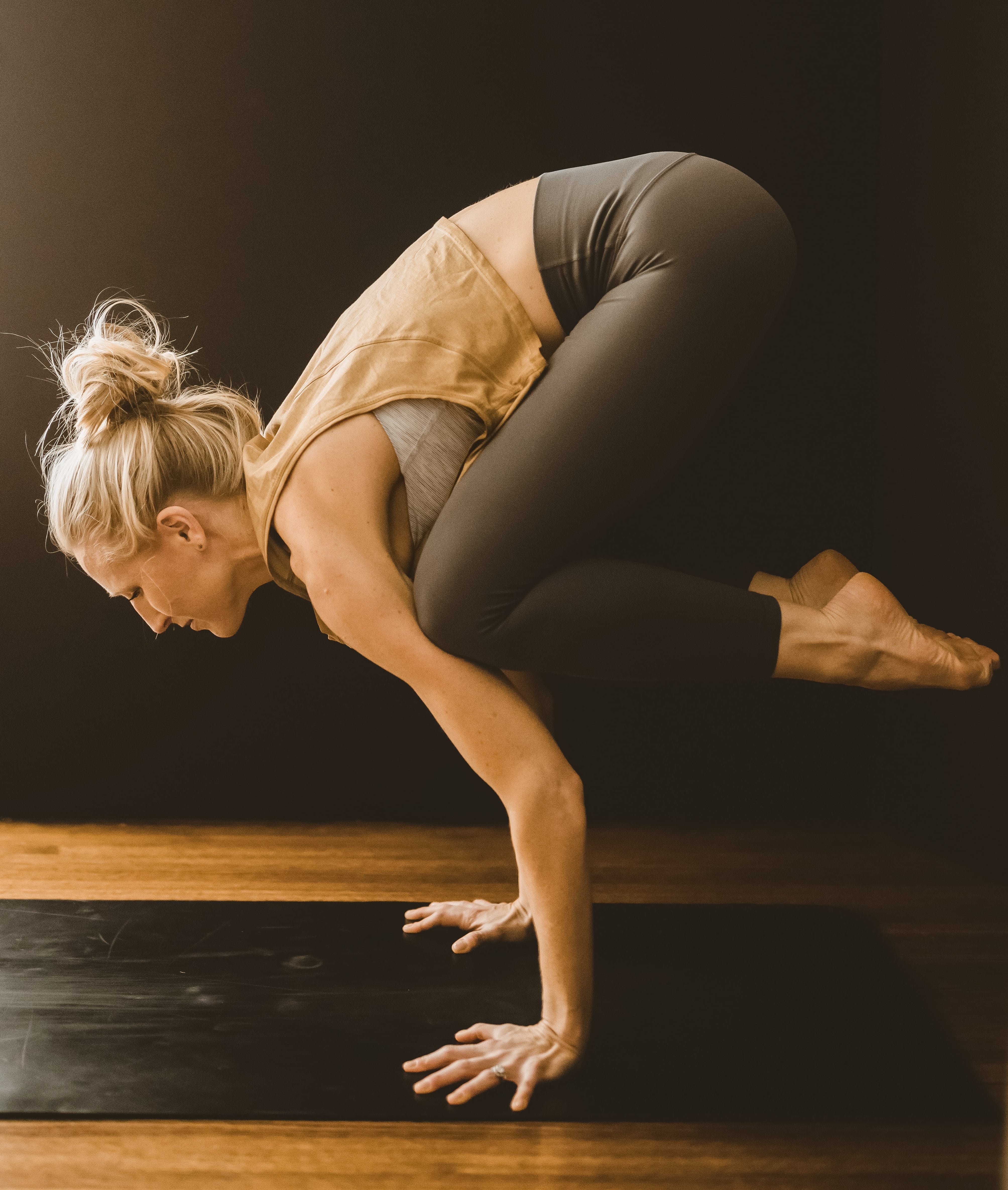 10 Tips for Arm Balances and What They Have to Teach Us - Robin Penney Yoga